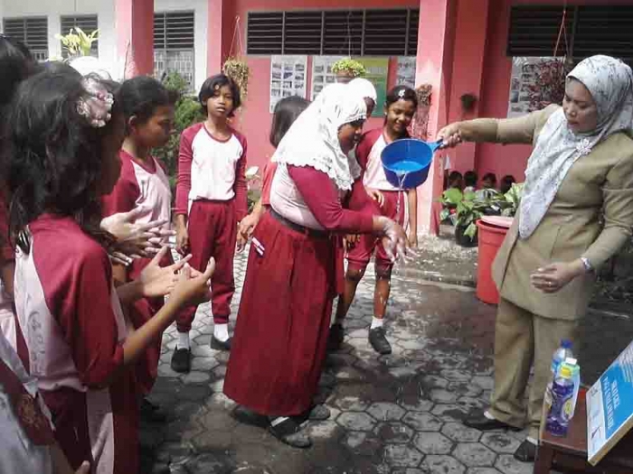 Saatnya Perilaku Hidup Bersih dan Sehat Diterapkan di Saatnya Perilaku Hidup Bersih dan Sehat Diterapkan di