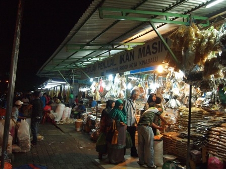 Melongok Pasar Aneka Barang Di Kota Kinabalu Kompasiana Com