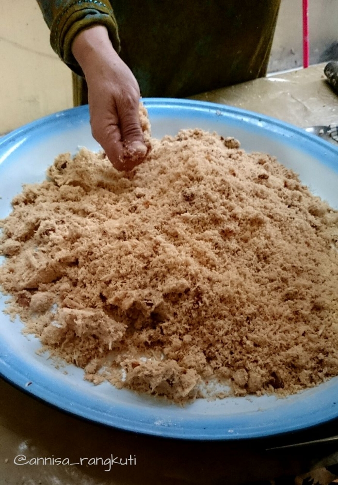 Kampretjebul3 Falsafah Kebersamaan Dalam Sekepal Kue Itak Poul Poul Halaman All Kompasiana Com