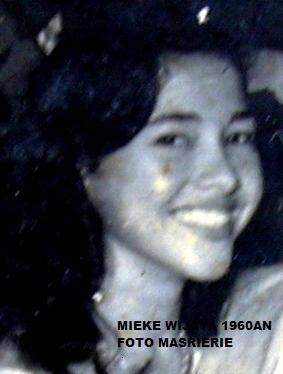Mengintip Artis Jadul (Dari Album Koleksi Pribadi) oleh masrierie