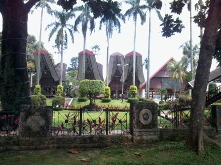 14277785371623475180