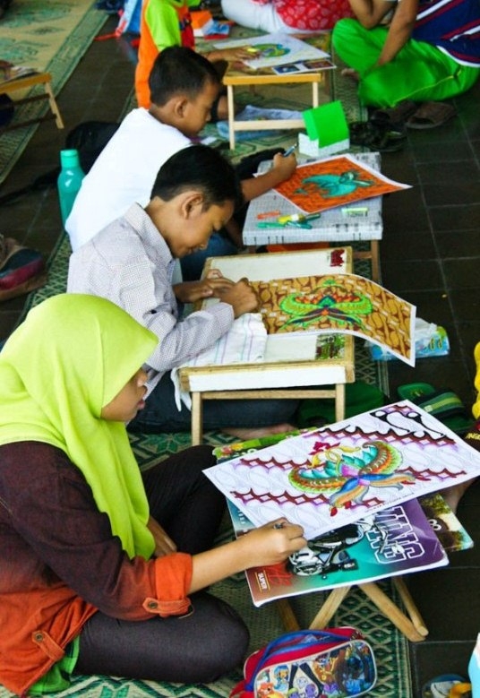 Cara Mewarnai Gambar Batik Dengan Spidol GAMBAR MEWARNAI HD Cara Mewarnai Gambar Batik Dengan Spidol GAMBAR MEWARNAI HD