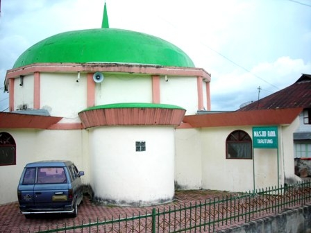 Potret Tarutung Salah Satu Barometer Kerukunan Umat   Potret Tarutung Salah Satu Barometer Kerukunan Umat